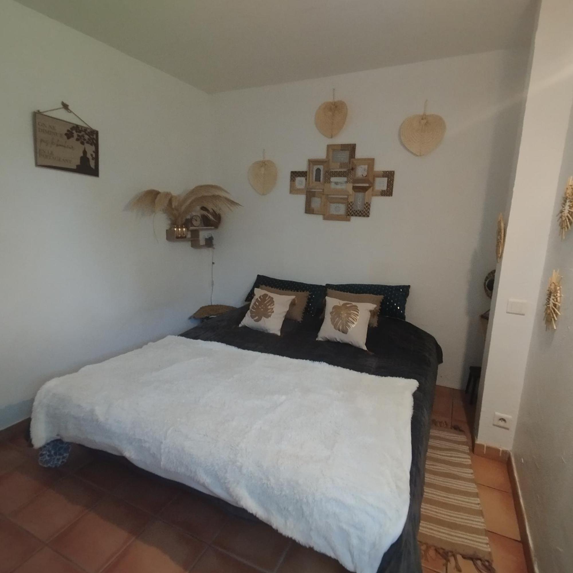Cosy En Provence Villa Maillane Bagian luar foto